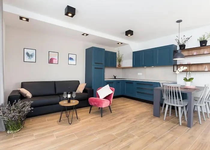 Marcante - Designer, Romantic Pool View