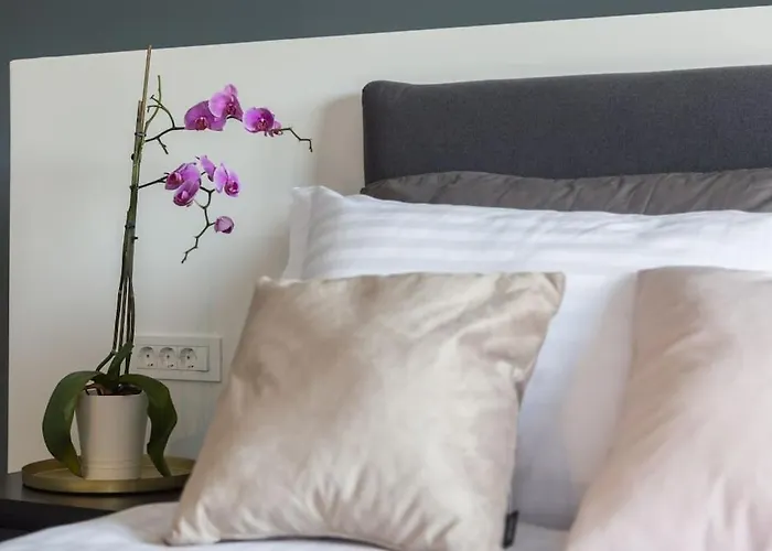 Apartman Marcante - Designer, Romantic Pool View *