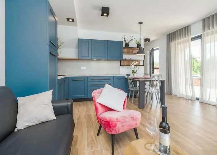 Marcante - Designer, Romantic Pool View Apartman Porec