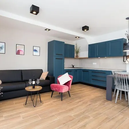 Marcante - Designer, Romantic Pool View