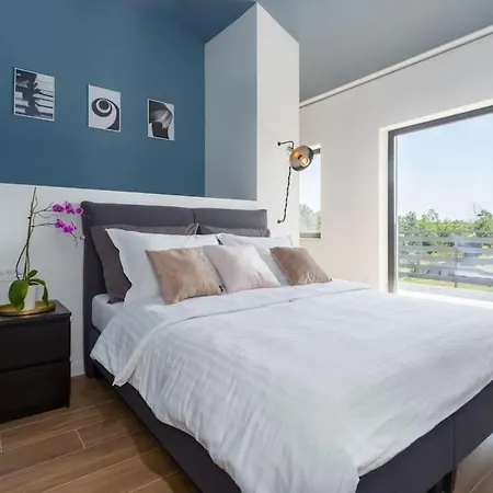 Marcante - Designer, Romantic Pool View דירה פורץ