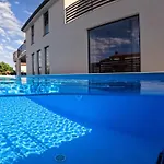 Апартаменты Marcante - Designer, Romantic Pool View